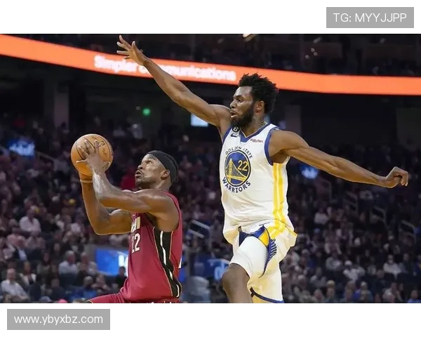 张佳玮分析勇士失去吉米后轮换混乱副持球缺失影响球队进攻体系